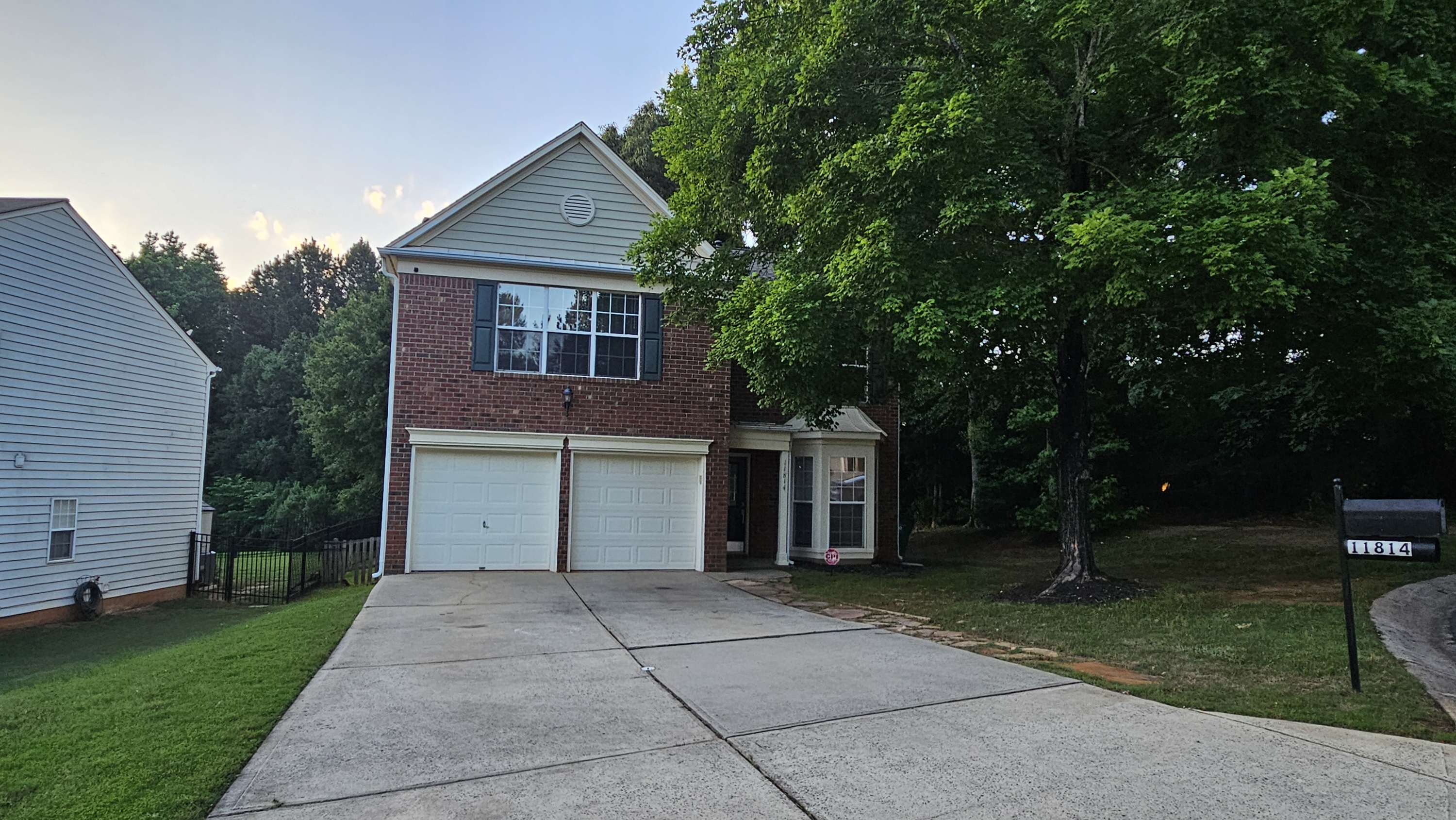 Property main image